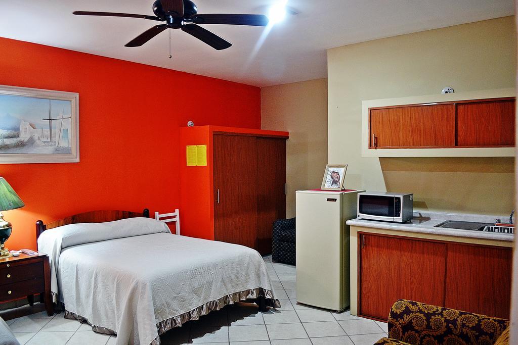 Hotel Marina Del Sol La Paz B.C.S Room photo